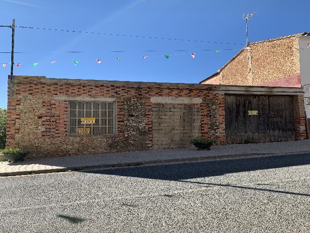 Venta de SOLAR  en Montesa